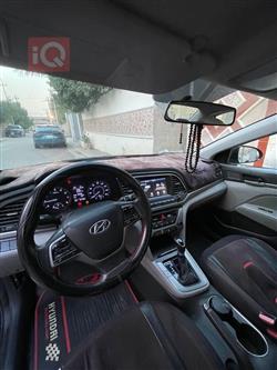 هیۆندای ئەلەنترا